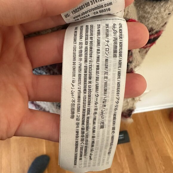 Abercrombie & Fitch Womens Pullover Sweater Beige Nordic Fair Isle Polar Bear M - Picture 5 of 5